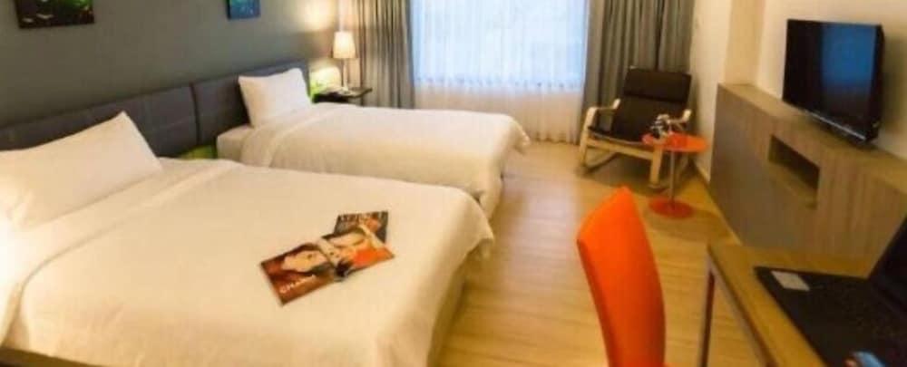 Grand Tower Inn Sathorn Hotel Bangkok Eksteriør bilde