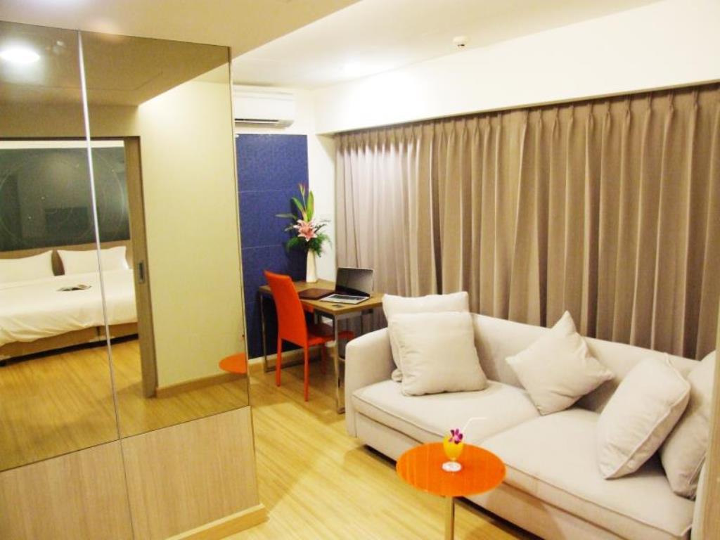 Grand Tower Inn Sathorn Hotel Bangkok Eksteriør bilde