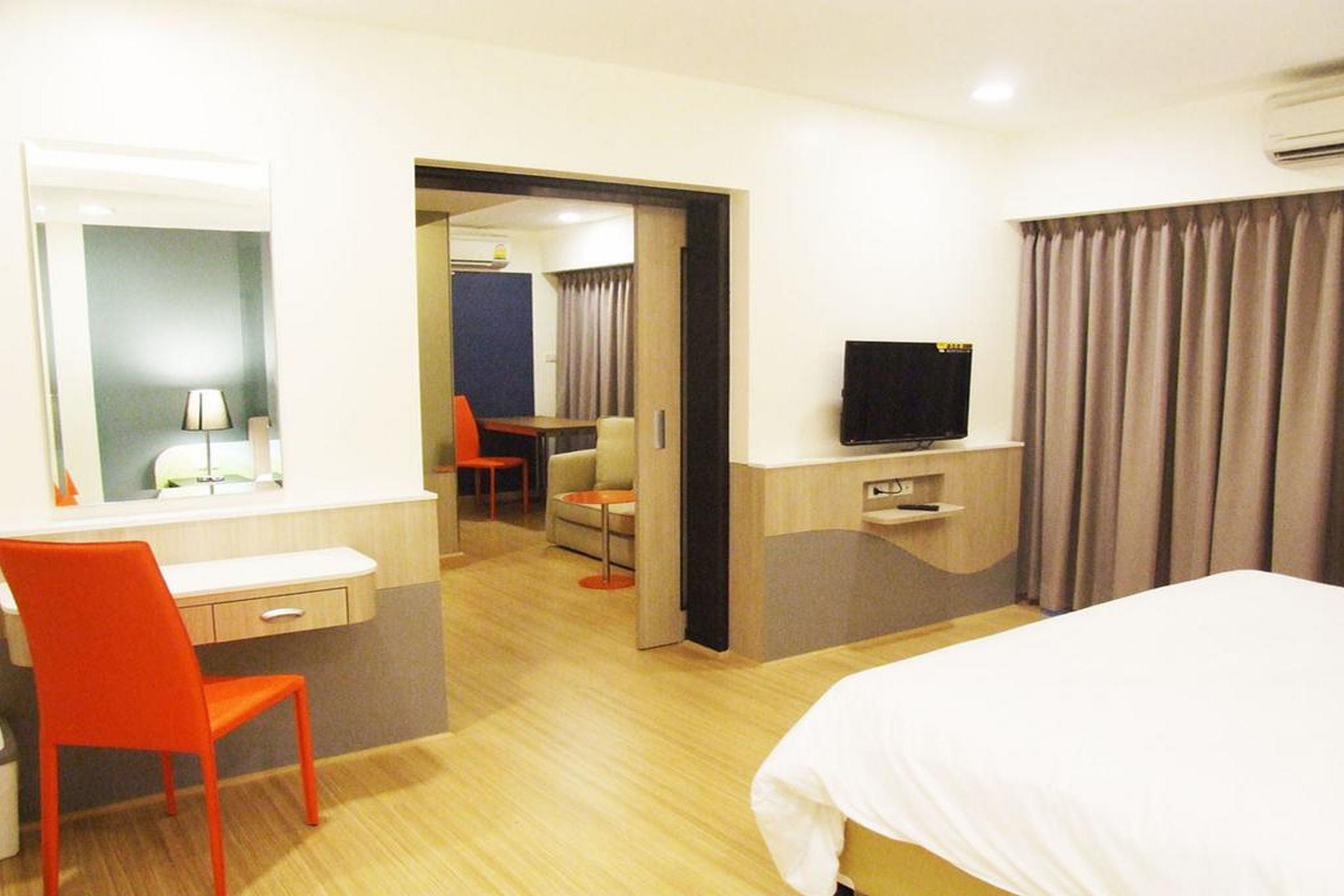 Grand Tower Inn Sathorn Hotel Bangkok Eksteriør bilde