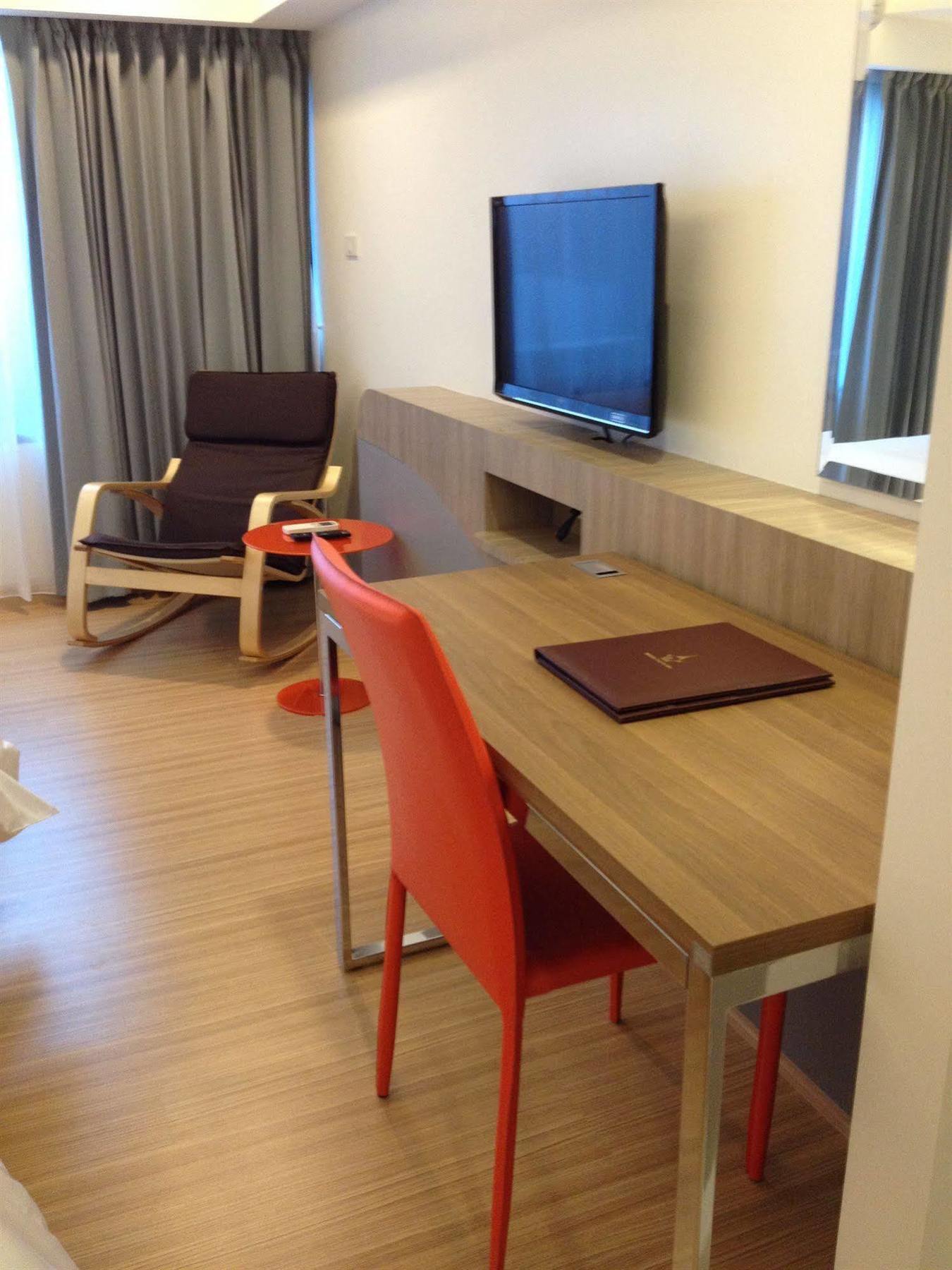 Grand Tower Inn Sathorn Hotel Bangkok Eksteriør bilde
