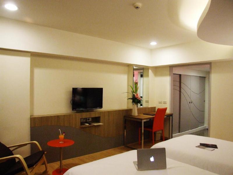Grand Tower Inn Sathorn Hotel Bangkok Eksteriør bilde